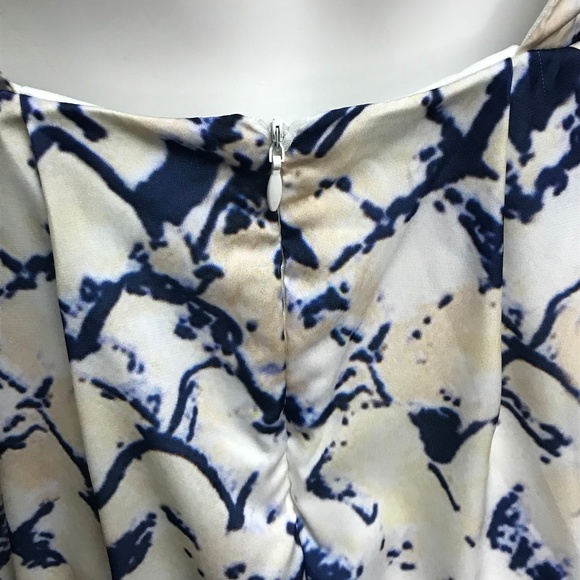 Geo Striped Print Cutout Maxi Dress - Picture 8 of 8